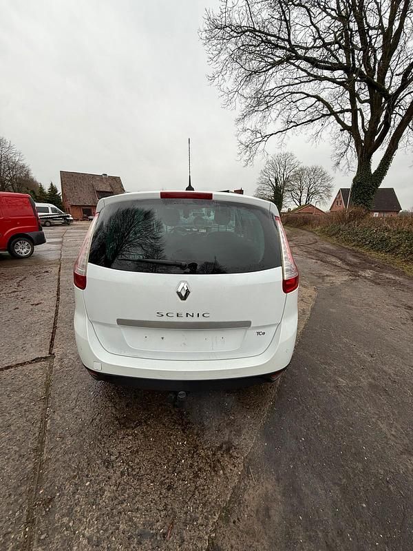 Gebraucht Renault Mégane 130 PS (95 kW) 2012 Weiß Van / Kleinbus