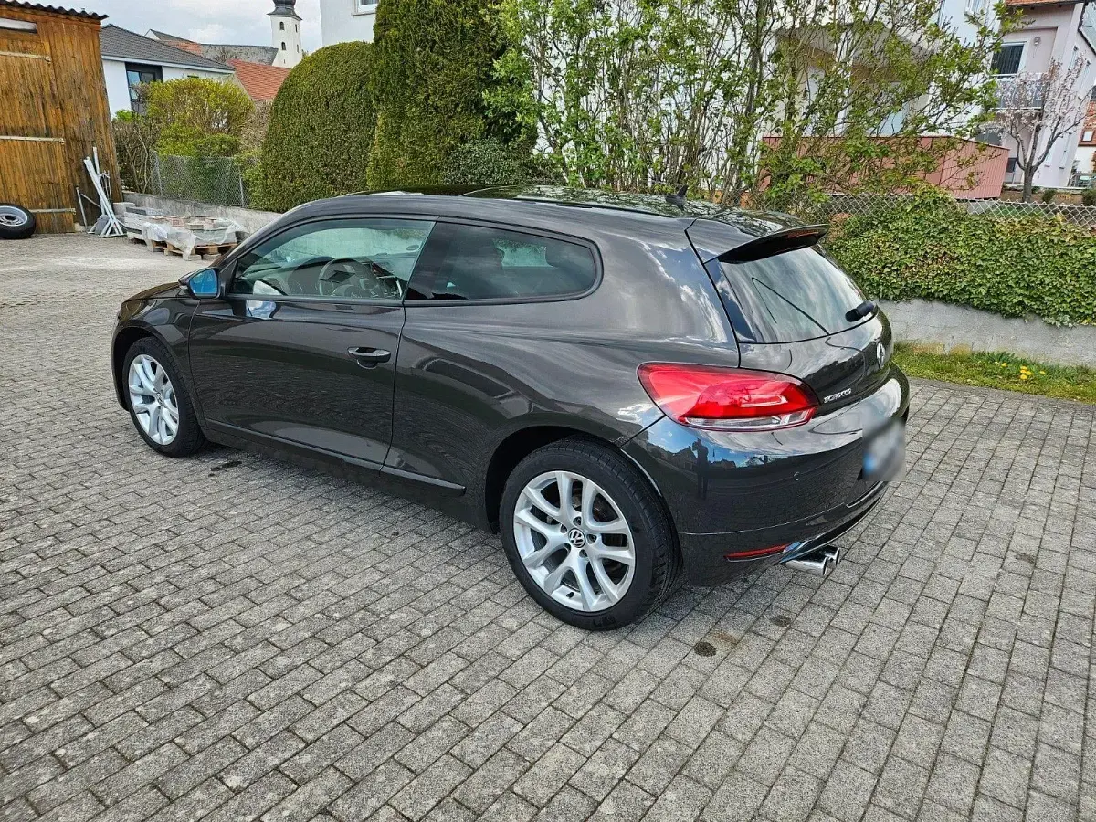 Gebraucht VW Scirocco 160 PS (117 kW) 2009 Coupé