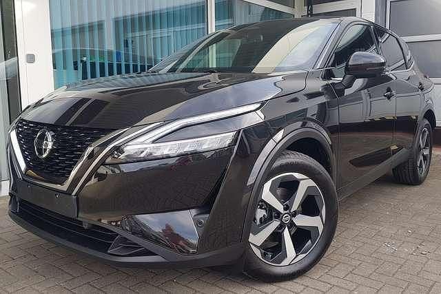 Schwarz metallic Gebraucht 2023 Nissan Qashqai Tekna SUV | 30.410 € (Fairer Preis) - Bild 1/4