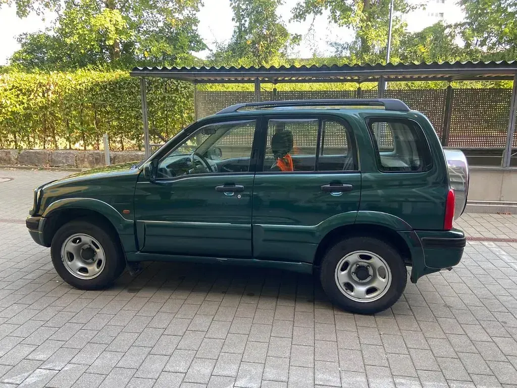 Gebraucht Suzuki Grand Vitara 144 PS (105 kW) 1998 Grün SUV