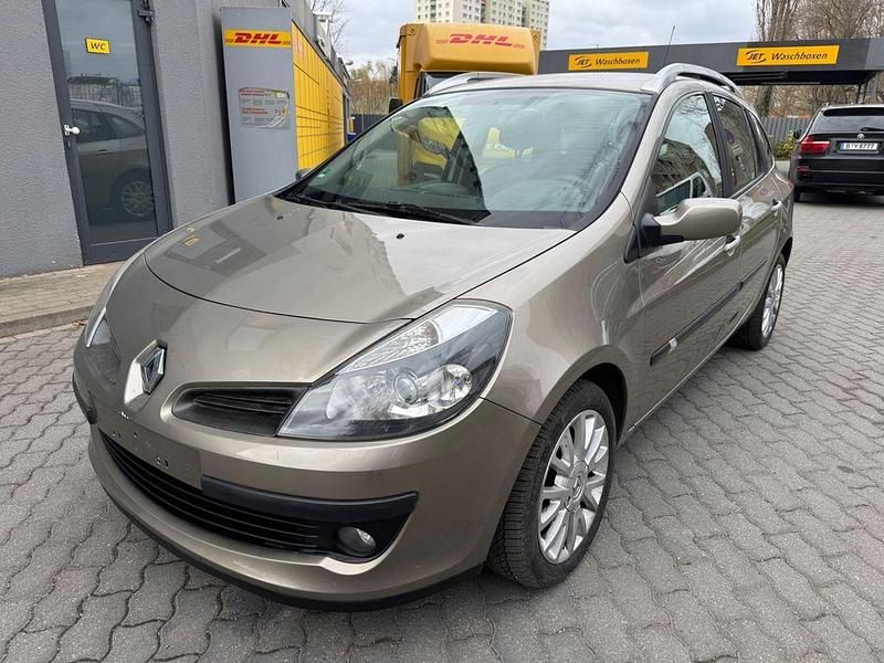 Gebraucht Renault Clio II Dynamique 111 PS (81 kW) 2008 Gold Limousine
