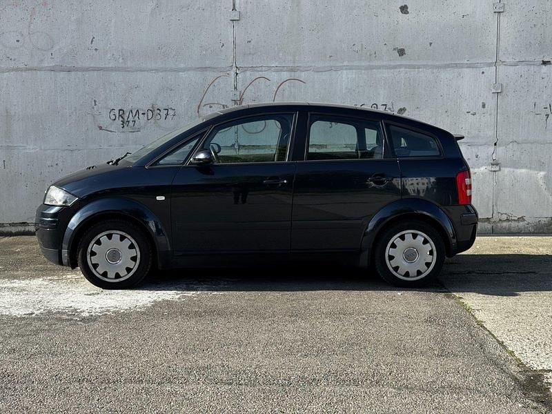 Schwarz Gebraucht 2000 Audi A2 Kleinwagen | 2.185 € (Fairer Preis) - Bild 1/4