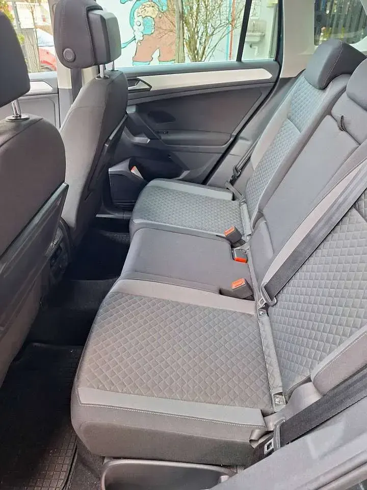 Gebraucht VW Tiguan Comfortline 150 PS (110 kW) 2019 Grau SUV
