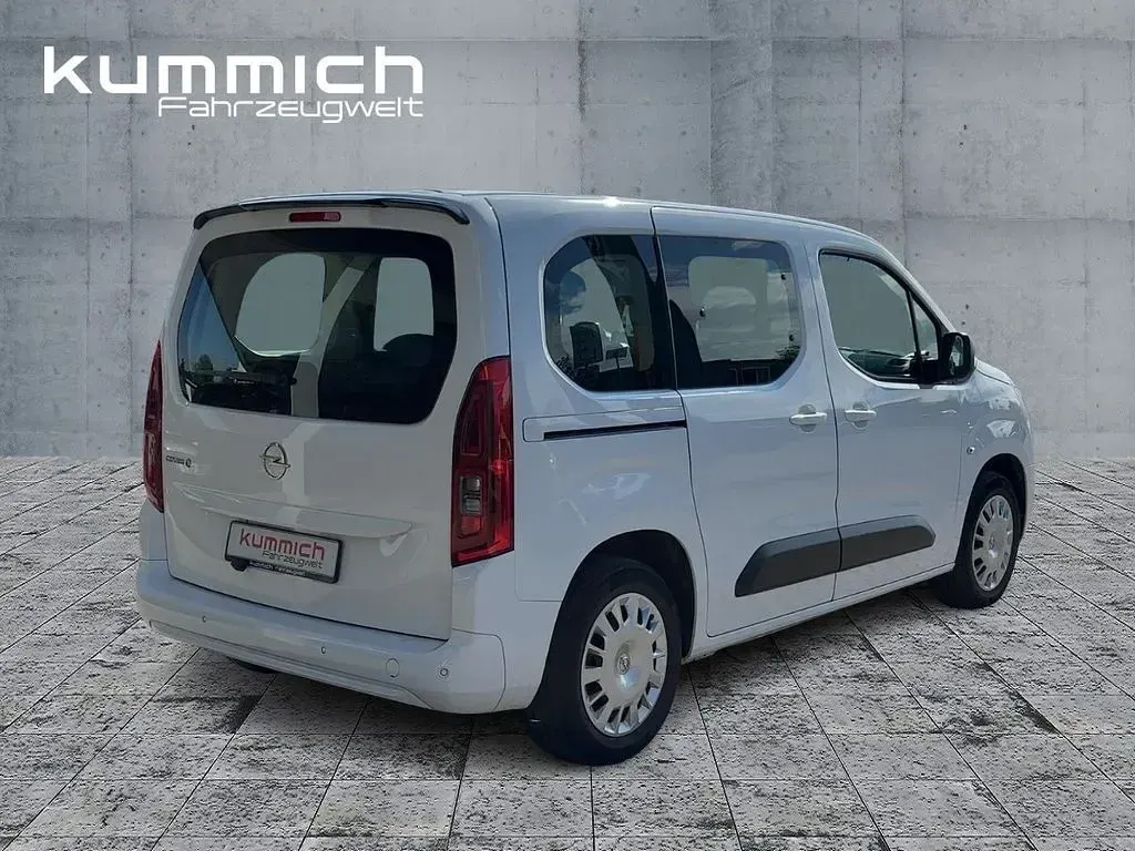 Gebraucht Opel Combo-e Life Edition 100 kW (136 PS) 2022 Weiß Van / Kleinbus