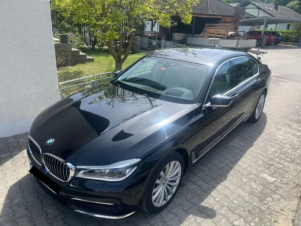 Gebraucht BMW 740L 326 PS (239 kW) 2017 Schwarz Limousine