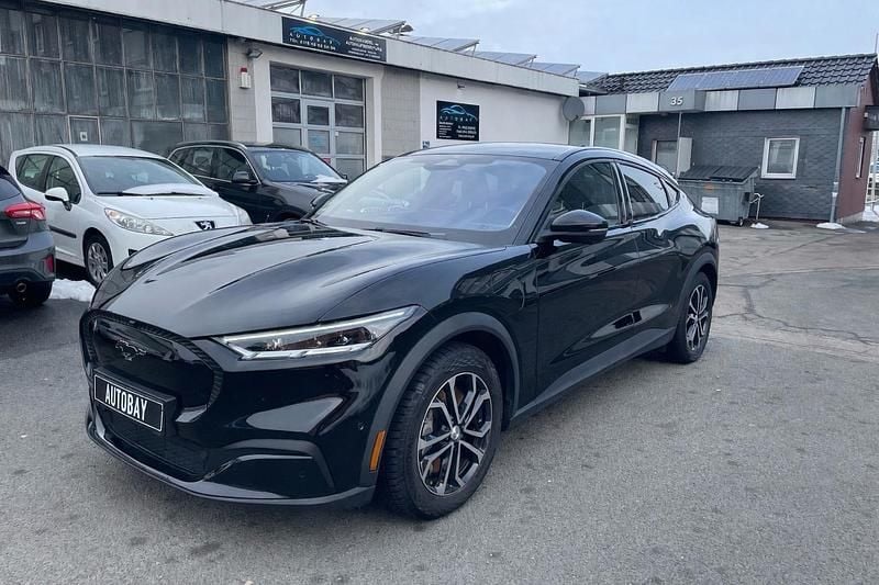 Gebraucht Ford Mustang Mach-E 197 kW (269 PS) 2021 SUV