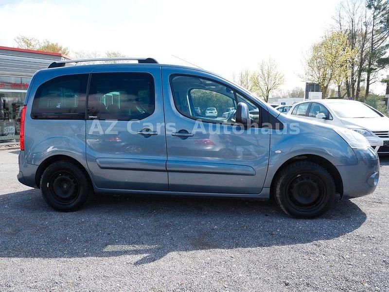Gebraucht Citroën Berlingo Exclusive 111 PS (81 kW) 2011 Grau Van / Kleinbus