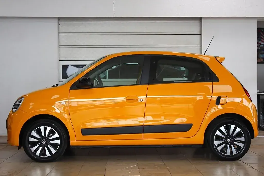Gebraucht Renault Twingo SE 65 PS (47 kW) 2022 Gelb Kleinwagen