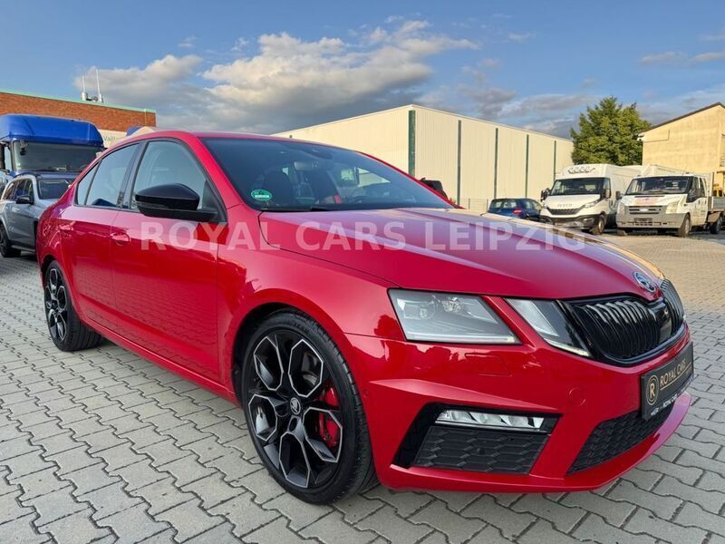 Corridarot Gebraucht 2018 Skoda Octavia RS Limousine | 19.990 € (Fairer Preis) - Bild 1/4