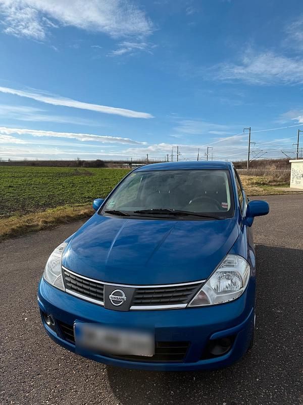 Gebraucht Nissan Tiida 110 PS (80 kW) 2008 Blau Limousine