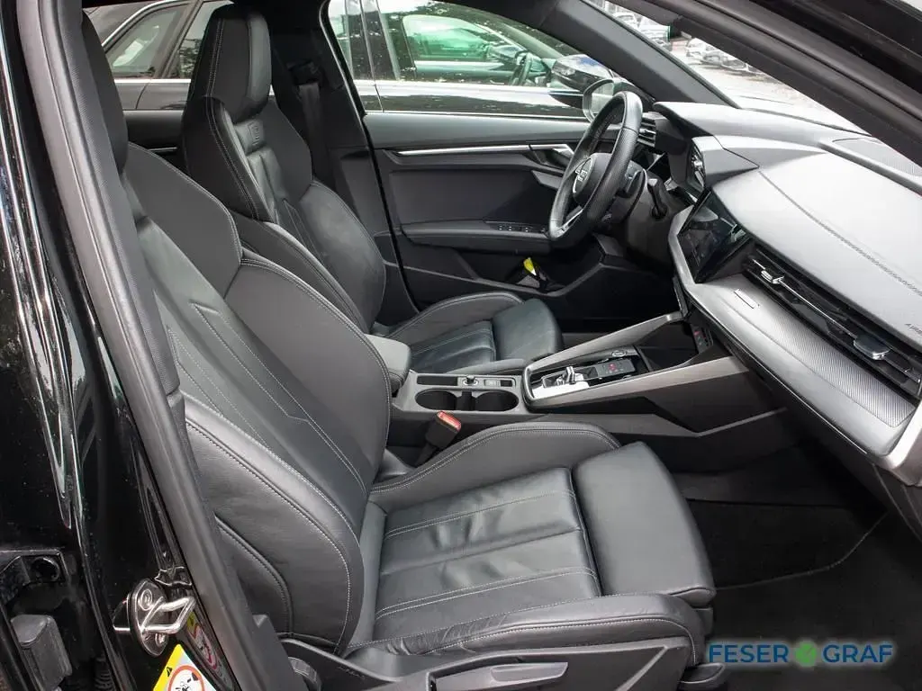 Gebraucht Audi A3 S-Line 150 PS (110 kW) 2023 Schwarz Limousine