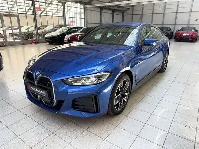 Gebraucht BMW i4 M Sport 250 kW (340 PS) 2023 Blau Limousine