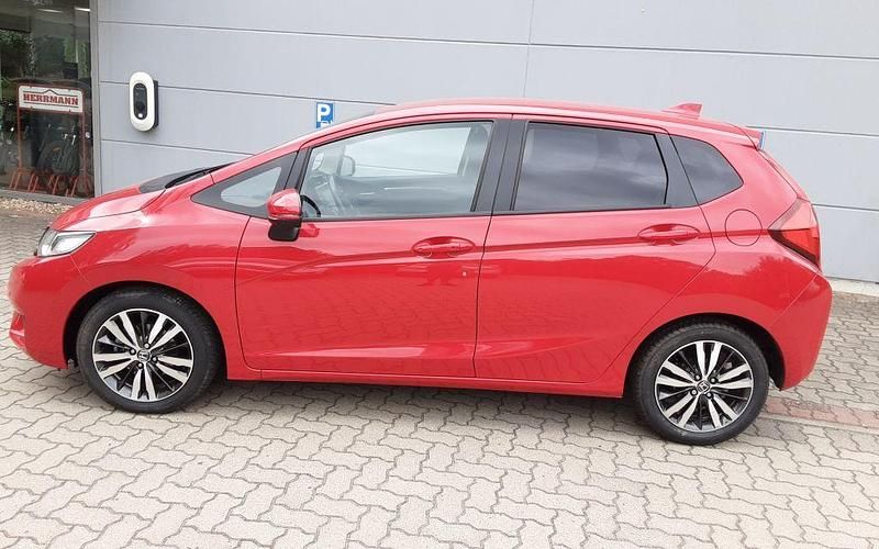 Gebraucht Honda Jazz Elegance 102 PS (75 kW) 2017 Milano red Kleinwagen