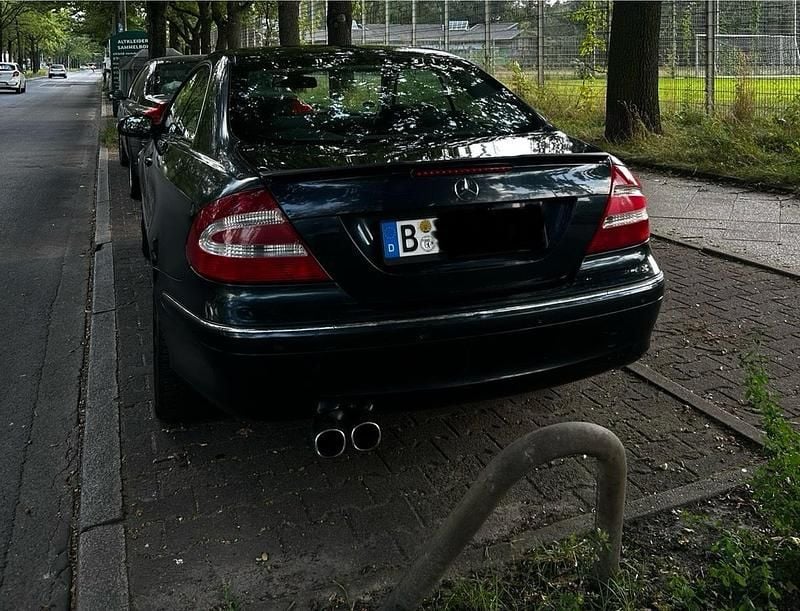 Andere farben Gebraucht 2002 Mercedes CLK240 Coupé | 4.000 € (Fairer Preis) - Bild 1/4