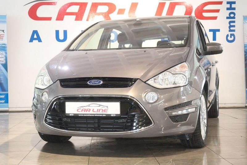 Braun Gebraucht 2014 Ford S-MAX Titanium Van / Kleinbus | 9.999 € (Fairer Preis) - Bild 1/4