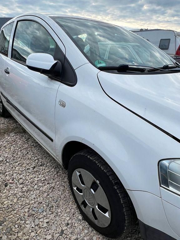 Second-hand VW Fox 60 CP (44 kW) 2006 Hatchback