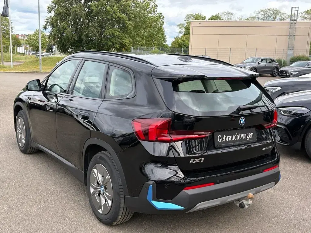 Gebraucht BMW iX1 Performance 230 kW (313 PS) 2023 Schwarz SUV