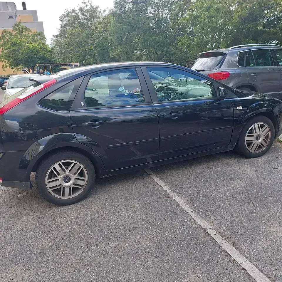 Gebraucht Ford Focus Trend 116 PS (85 kW) 2005 Limousine