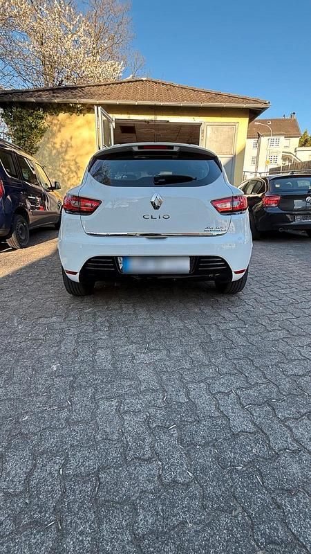 Gebraucht Renault Clio IV 76 PS (55 kW) 2018 Weiß Kleinwagen