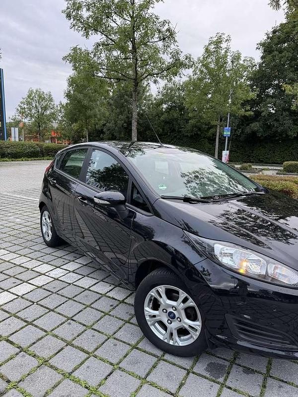 Gebraucht Ford Fiesta SYNC Edition 82 PS (60 kW) 2013 Kleinwagen