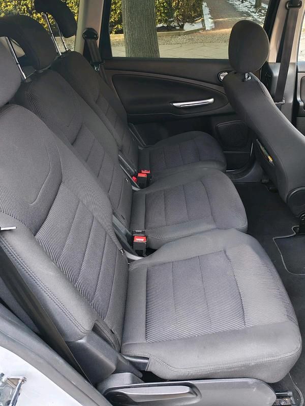 Gebraucht Ford S-MAX 163 PS (119 kW) 2013 Weiß Van / Kleinbus