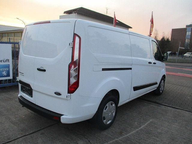 Gebraucht Ford Transit Custom 131 PS (96 kW) 2021 Weiß Van / Kleinbus