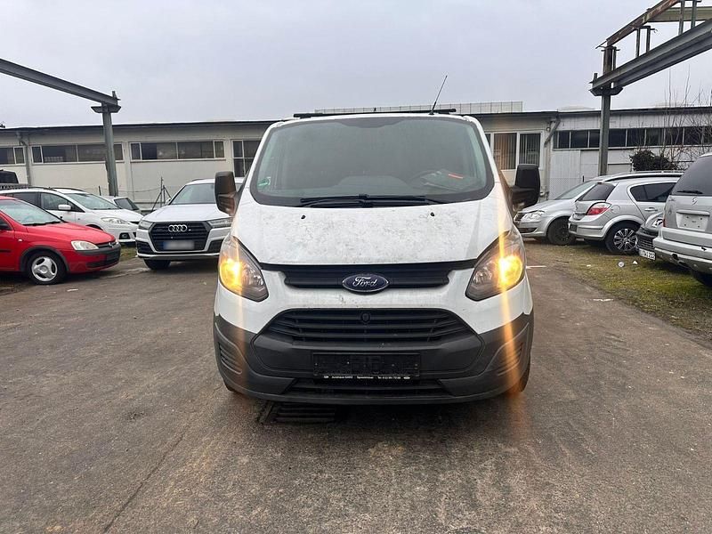 Gebraucht Ford Tourneo 101 PS (74 kW) 2016 Weiß Van / Kleinbus