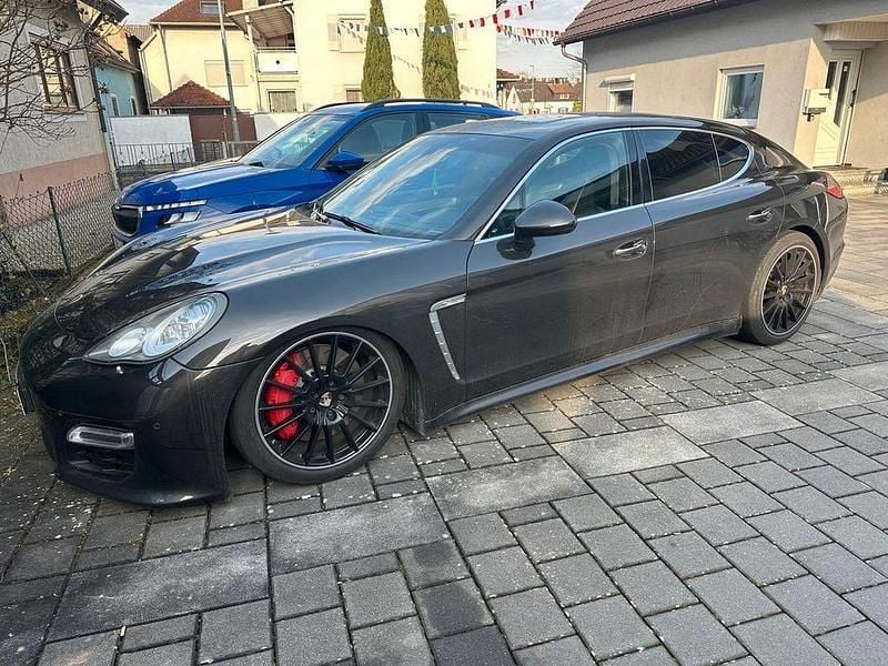Gebraucht Porsche Panamera Turbo 500 PS (367 kW) 2011 Grau Limousine