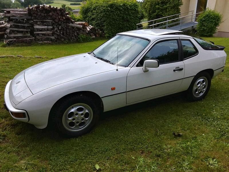 Occasion Porsche 924 150 ch (110 kW) 1985 Blanc Coupé