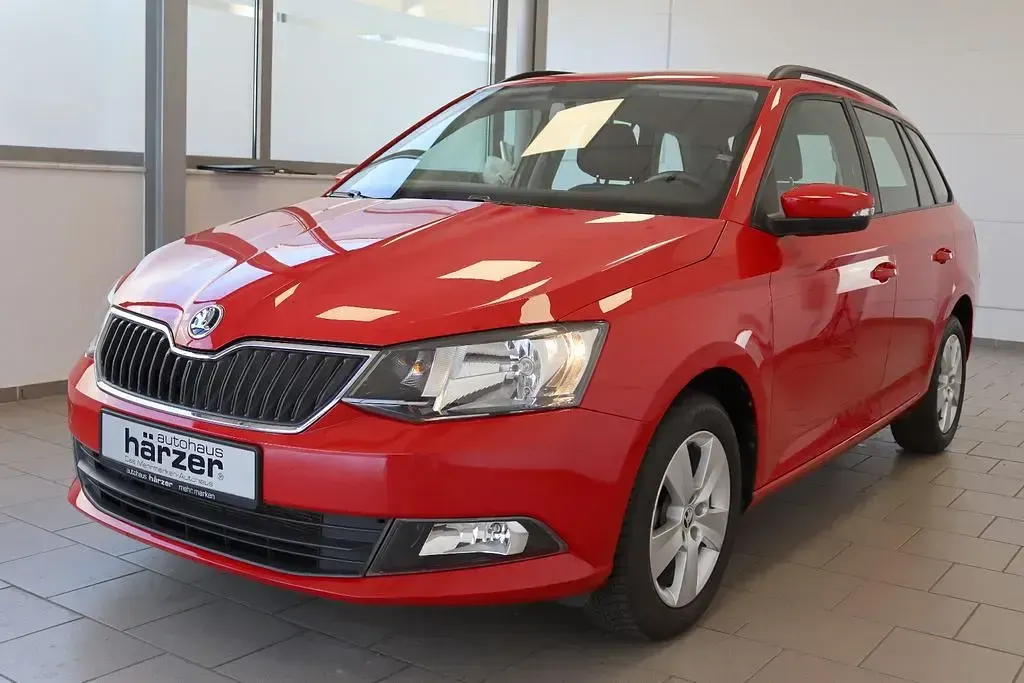 Gebraucht Skoda Fabia Ambition 95 PS (69 kW) 2018 Rot Kombi