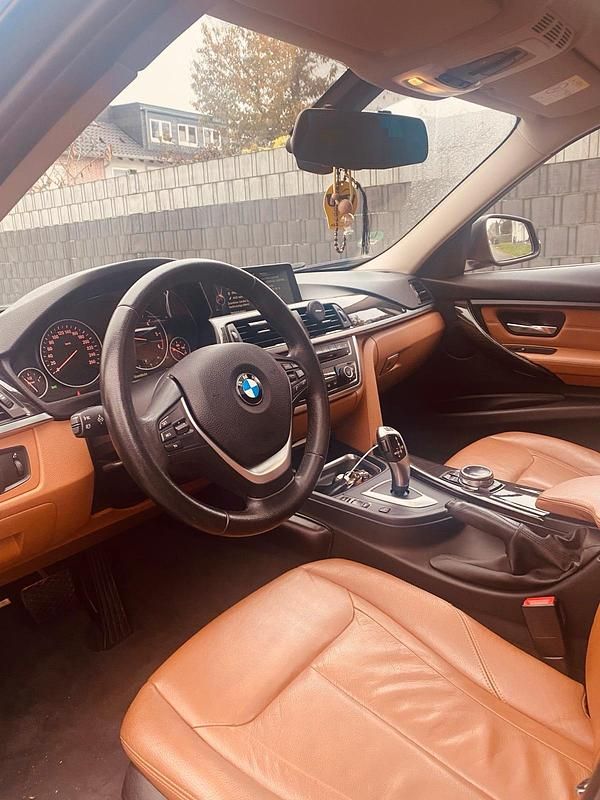 Gebraucht BMW 320 190 PS (139 kW) 2014 Schwarz Kombi