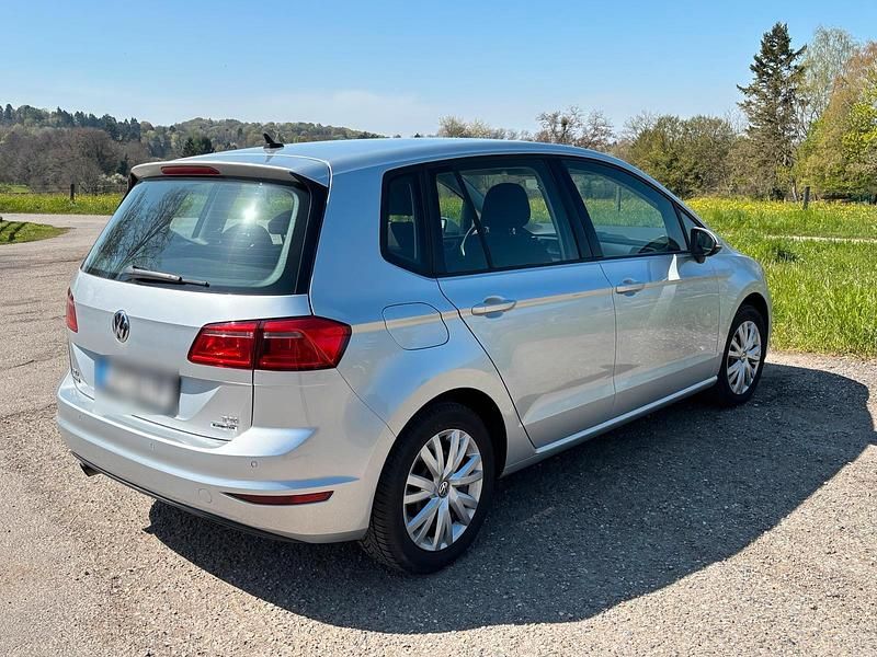 Gebraucht VW Golf Sportsvan 110 PS (80 kW) 2017 Silber Van / Kleinbus