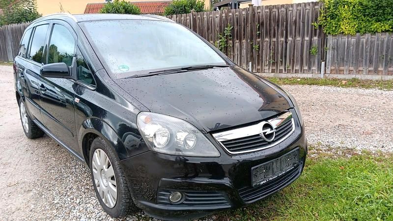 Schwarz Gebraucht 2007 Opel Zafira Limousine | 2.950 € (Teuer) - Bild 1/4