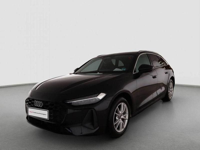 Gebraucht Audi A5 Sport 204 PS (150 kW) 2025 Schwarz Kombi