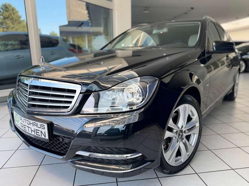 Schwarz Gebraucht 2011 Mercedes C220 Kombi | 14.990 € (Teuer) - Bild 1/4