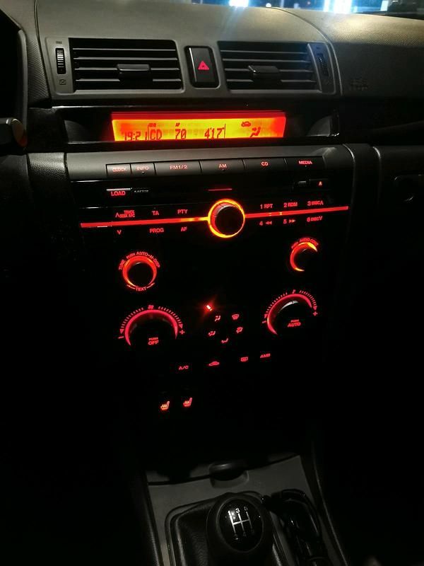 Gebraucht Mazda 3 105 PS (77 kW) 2008 Silber Limousine