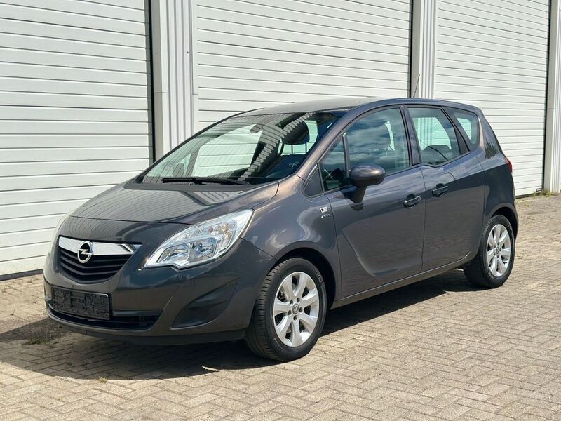 Gebraucht Opel Meriva Edition 140 PS (102 kW) 2013 Grau Van / Kleinbus