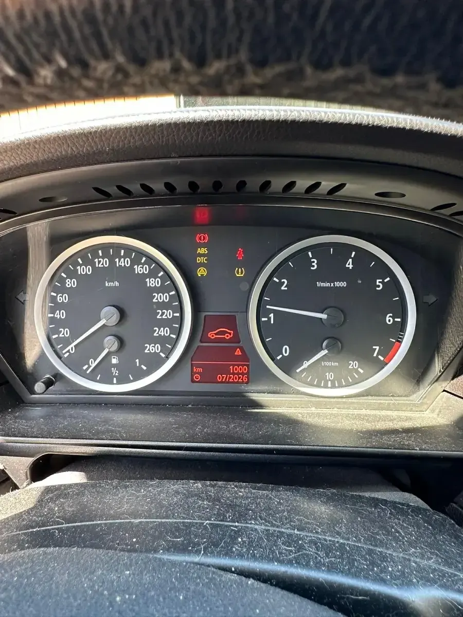 Gebraucht BMW 523 180 PS (132 kW) 2006 Silber Kombi