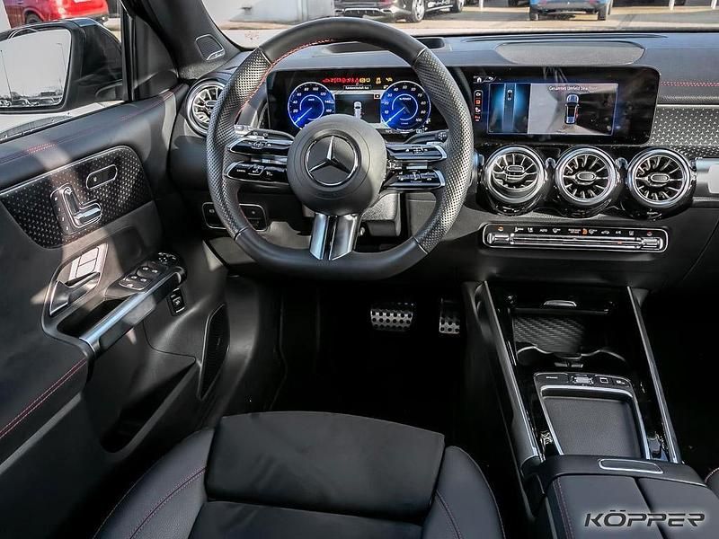 Gebraucht Mercedes EQB300 Premium 167 kW (228 PS) 2024 Kosmosschwarz SUV