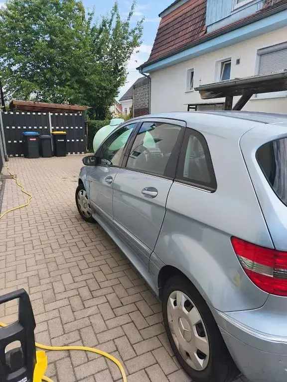 Gebraucht Mercedes B180 109 PS (80 kW) 2006 Van / Kleinbus