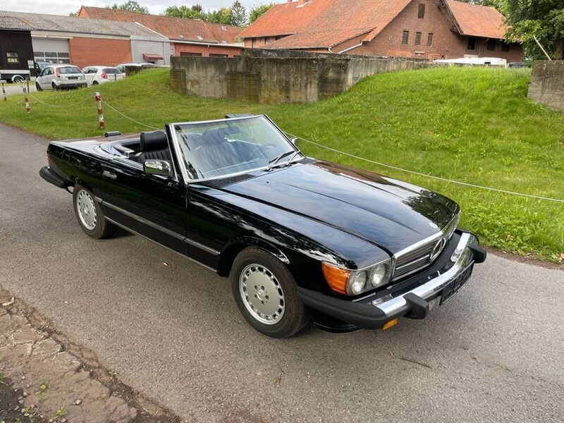 Gebraucht Mercedes 560 231 PS (169 kW) 1989 Schwarz Cabrio