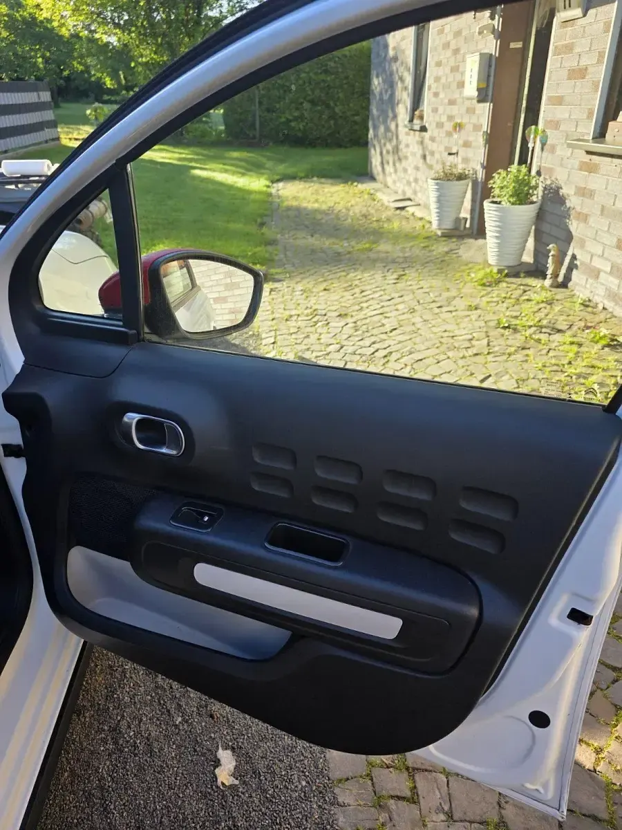 Usado Citroën C3 PureTech 82 CV (60 kW) 2017 Blanco Utilitario