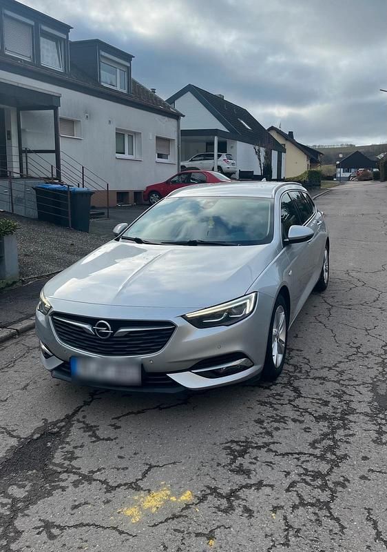 Gebraucht Opel Insignia 170 PS (125 kW) 2017 Silber Kombi