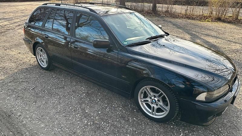 Gebraucht BMW 525 192 PS (141 kW) 2001 Schwarz Kombi