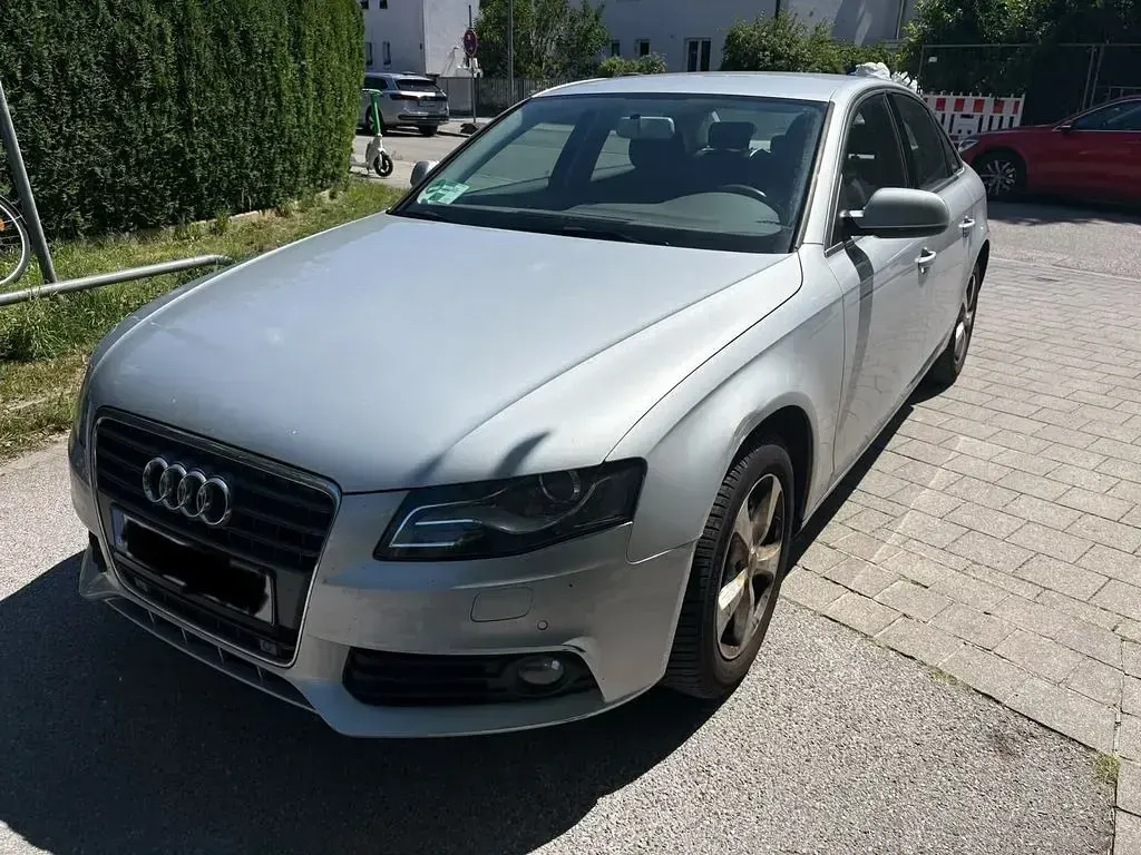 Gebraucht Audi A4 Ambiente 120 PS (88 kW) 2009 Grau Limousine