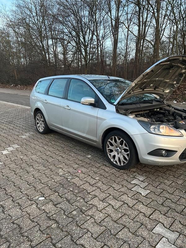 Second-hand Ford Focus 101 CP (74 kW) 2009 Argintiu Break