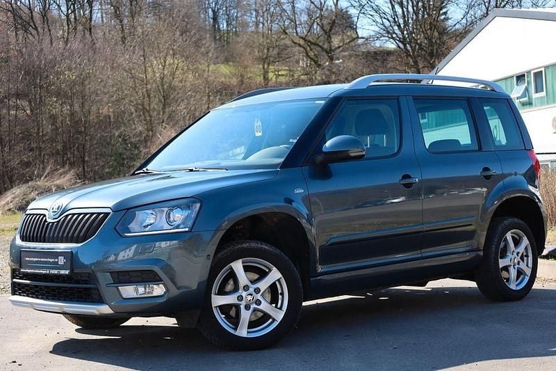 Gebraucht Skoda Yeti 122 PS (89 kW) 2015 Grau SUV