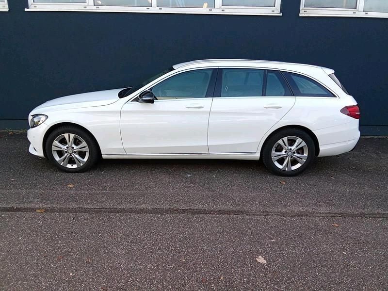 Gebraucht Mercedes C220 170 PS (125 kW) 2016 Weiß Kombi