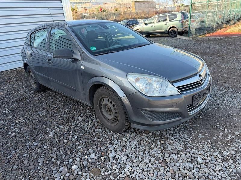 Gebraucht Opel Astra Edition 90 PS (66 kW) 2008 Grau Limousine