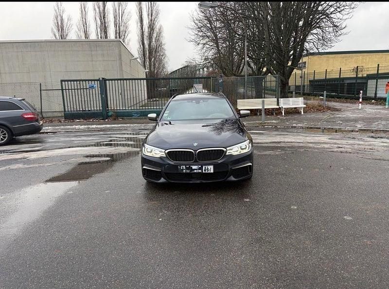 Gebraucht BMW M550 Performance 400 PS (294 kW) 2018 Schwarz Limousine